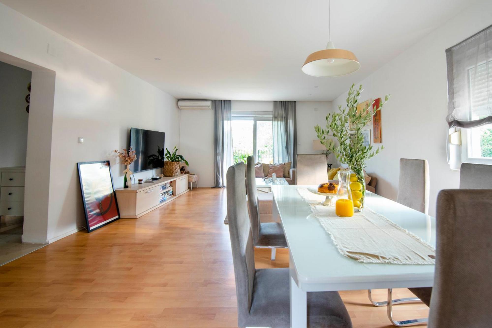 Sika With Heated Pool Near Split Villa *